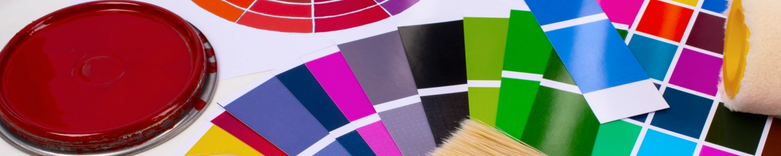 Почему краски так много, и почему она стоит по-разному?