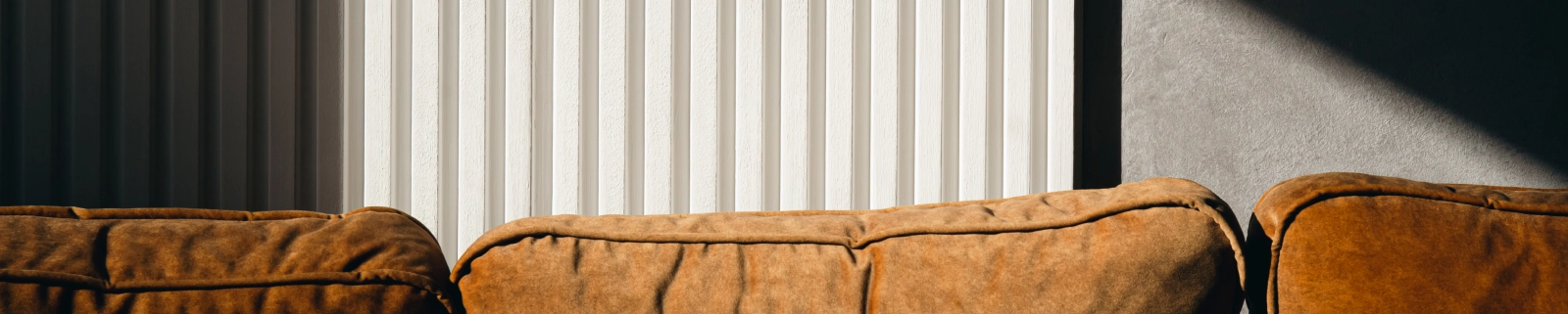 Теневая рейка Multilevel: быстрое и стильное решение для разноуровневых стен